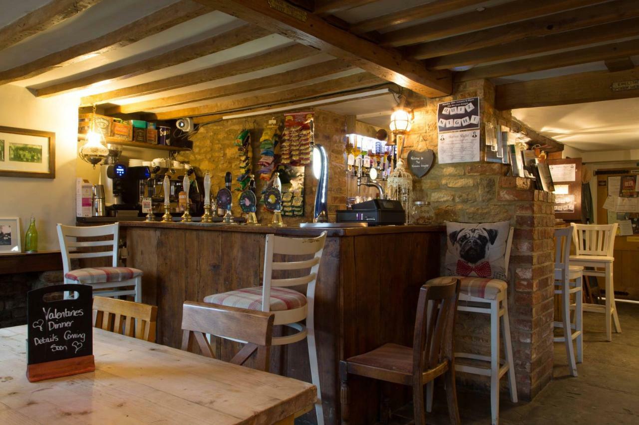 The Norman Knight Whichford Hotel Long Compton Kültér fotó